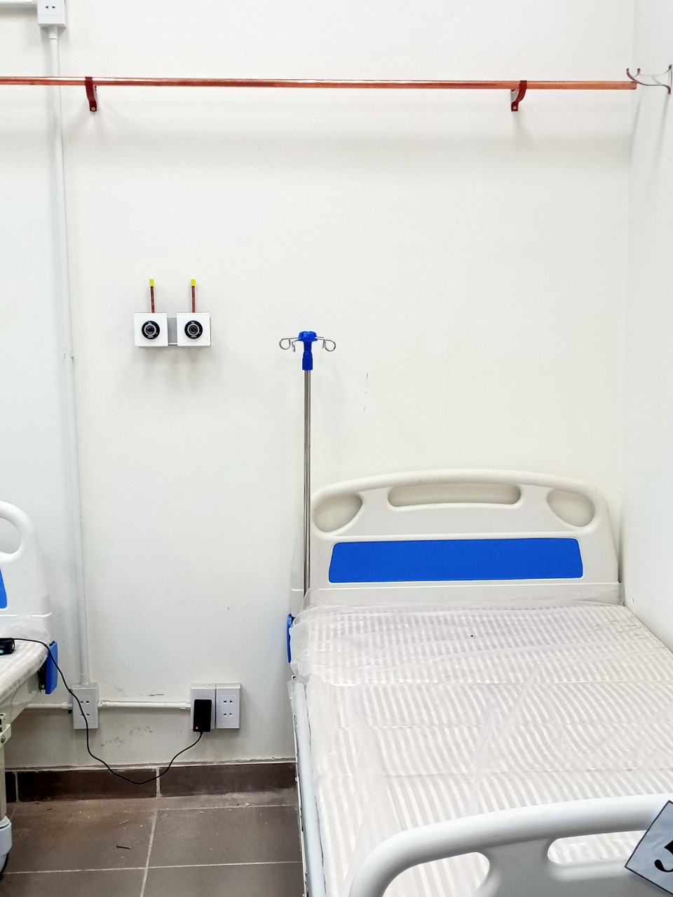 Thi công tại bệnh viện dã chiến TPHCM 15